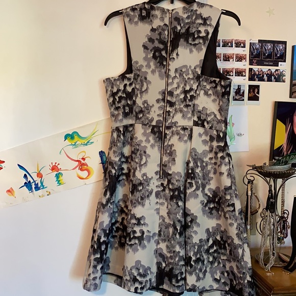 Formal Mid-Length Floral Dress NEW - Picture 4 of 7